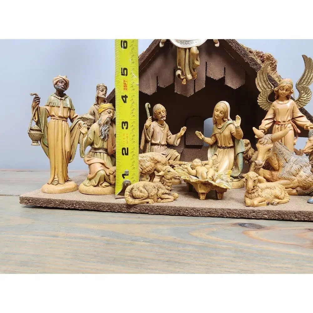 Vintage Fontanini Italian Resin Nativity Figurines & wood Manger/creche 15 piece